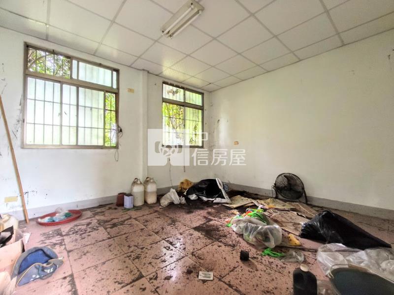 霧峰百坪丙建+千坪農地送合法農舍房屋室內格局與周邊環境