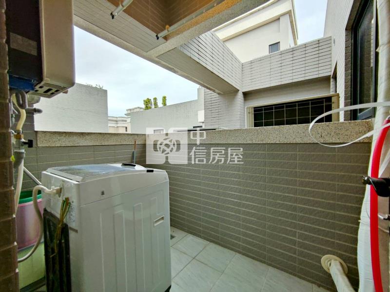 佳福青樂面山景3房車位房屋室內格局與周邊環境