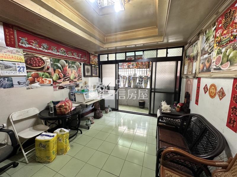 6U07桃園幸福三樓房屋室內格局與周邊環境