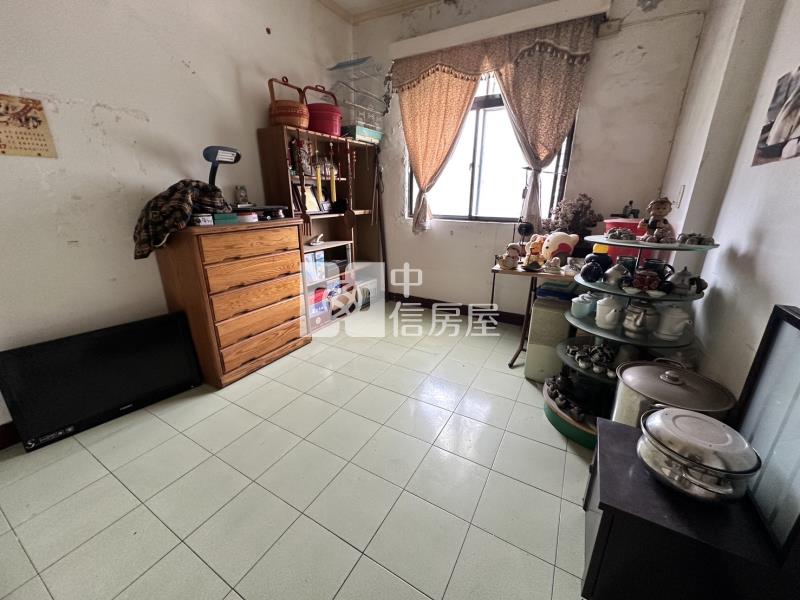 6U07桃園幸福三樓房屋室內格局與周邊環境