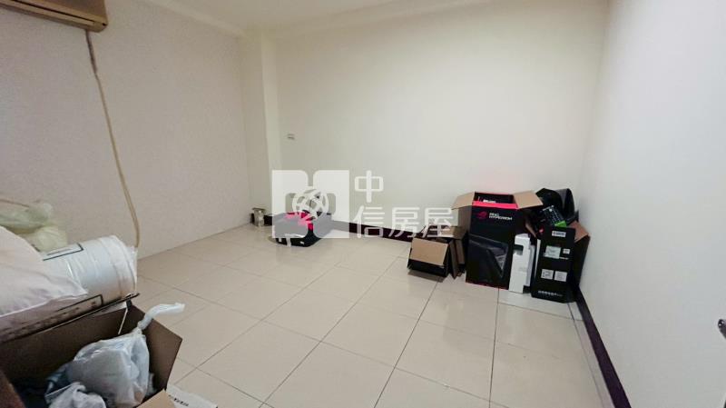 B1-19娜路彎旁優質店住房屋室內格局與周邊環境