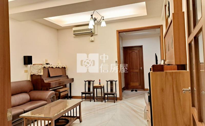 斗六市中心電梯豪宅房屋室內格局與周邊環境
