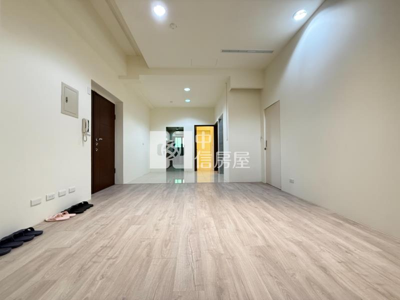 SOGO百貨紐約CBD三房平車房屋室內格局與周邊環境