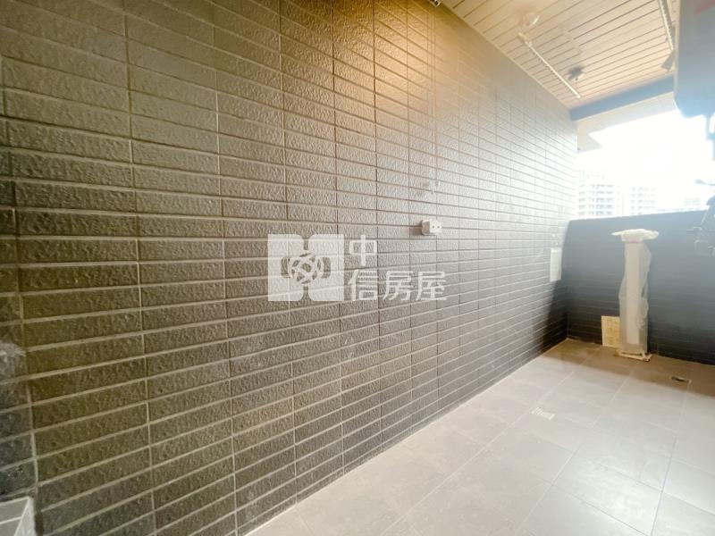 玄泰Ｖ1 有景觀車位房屋室內格局與周邊環境
