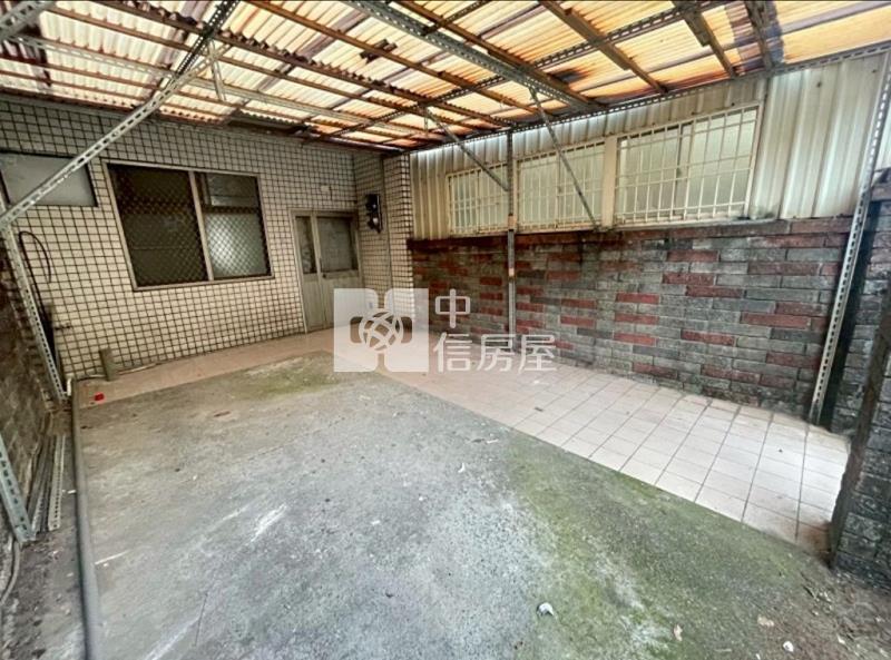 小人國遊樂區大透天(中信卓越團隊)房屋室內格局與周邊環境