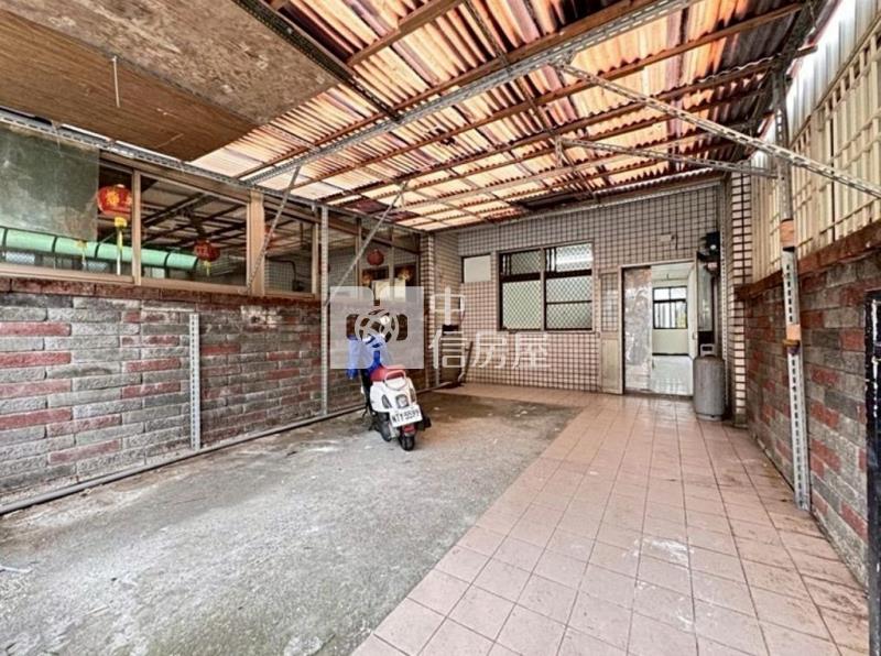 小人國遊樂區大透天(中信卓越團隊)房屋室內格局與周邊環境