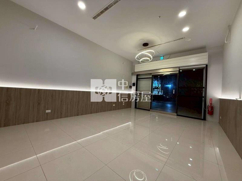 楊梅新農街全新店面+車位房屋室內格局與周邊環境