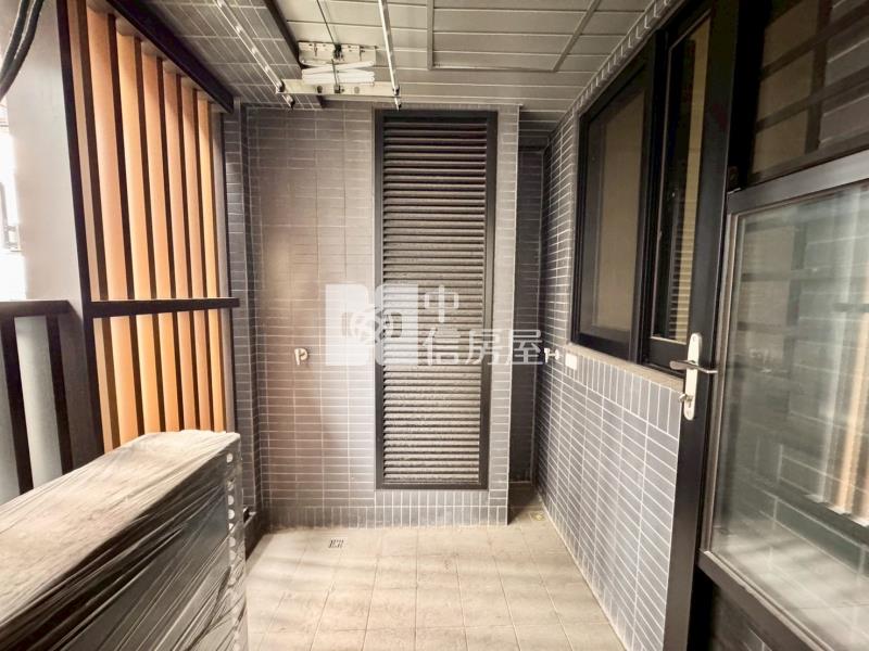 夢幻誠全新未住兩房平車房屋室內格局與周邊環境