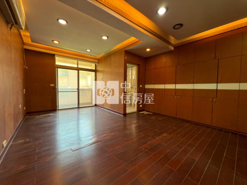 龍潭近市區紅瓦厝百坪7房庭院大別墅房屋室內格局與周邊環境
