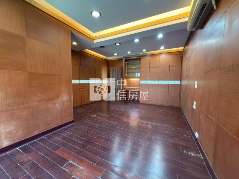 龍潭近市區紅瓦厝百坪7房庭院大別墅房屋室內格局與周邊環境
