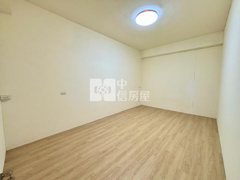 內新街全新整理透天房屋室內格局與周邊環境