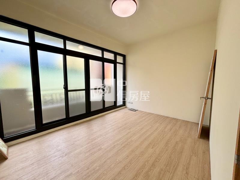 內新街全新整理透天房屋室內格局與周邊環境