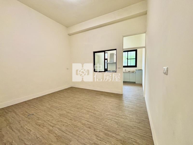 內新街全新整理透天房屋室內格局與周邊環境