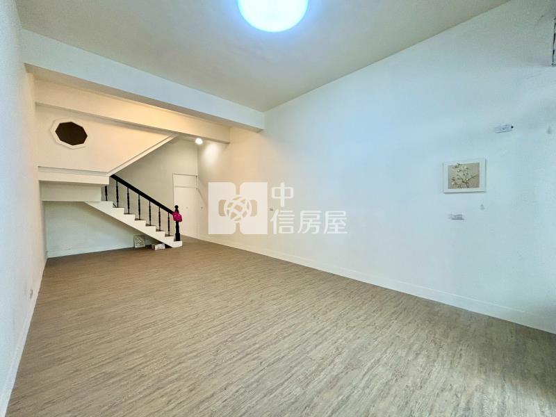 內新街全新整理透天房屋室內格局與周邊環境