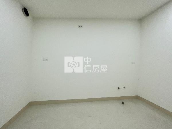 中正路新整美車墅房屋室內格局與周邊環境