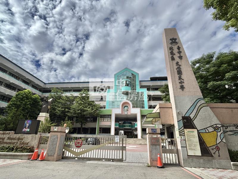 旅順路面公園2樓美寓房屋室內格局與周邊環境