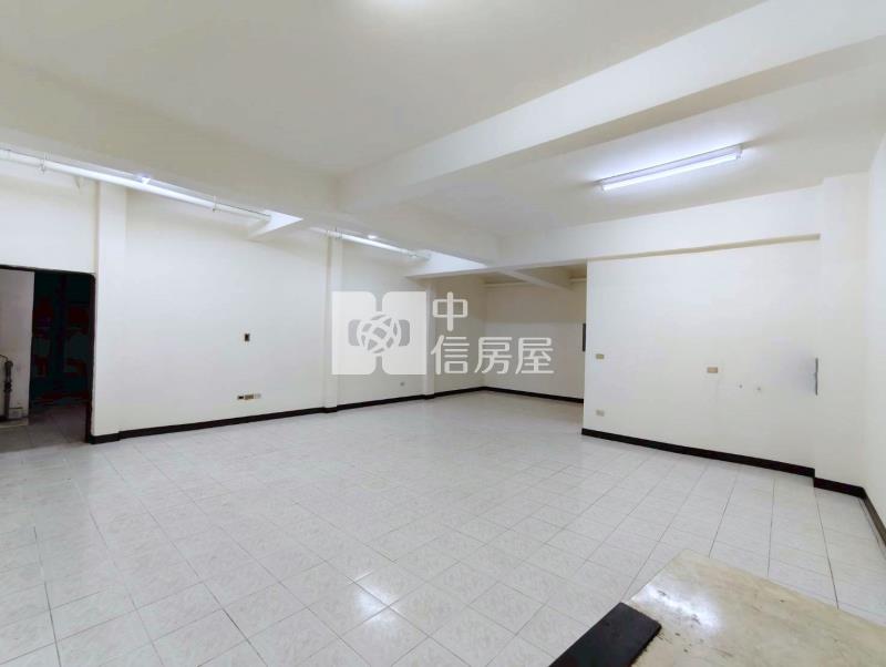 南區小型貯貨辦公室房屋室內格局與周邊環境
