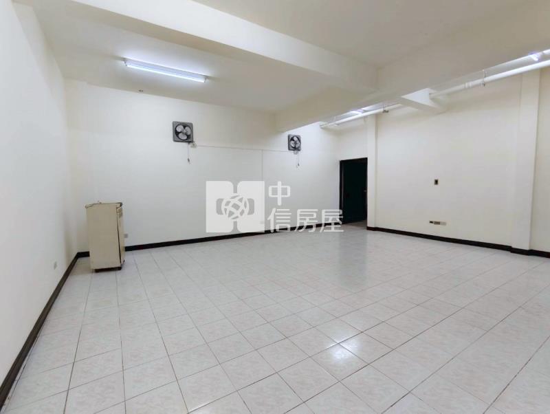 南區小型貯貨辦公室房屋室內格局與周邊環境