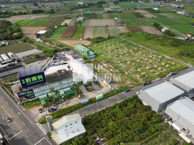 新化區中正路廠房房屋室內格局與周邊環境