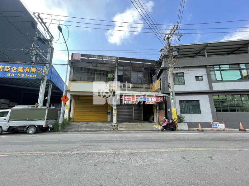 台元科技旁乙種工業地，臨16米路大面寬，廠辦合一房屋室內格局與周邊環境