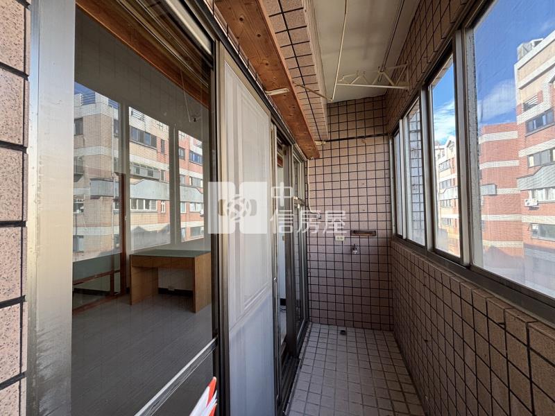 楊梅裕成南路套房+車位房屋室內格局與周邊環境