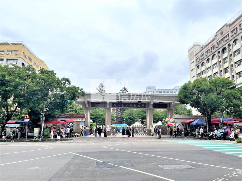 一中商圈電梯收租5套房房屋室內格局與周邊環境