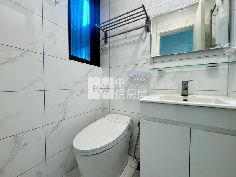 【亞哥知青匯】水湳經貿×14期核心｜5年輕齡宅｜稀有2房房屋室內格局與周邊環境