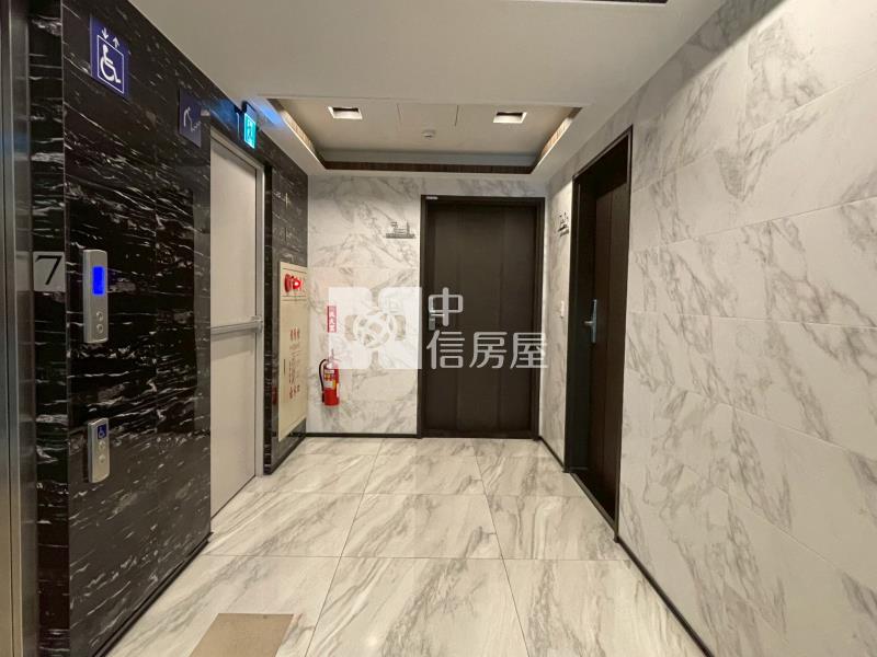 【亞哥知青匯】水湳經貿×14期核心｜5年輕齡宅｜稀有2房房屋室內格局與周邊環境