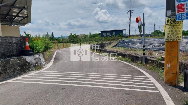 屏東土地《里港逸采居滇緬美食大面寬農地》房屋室內格局與周邊環境