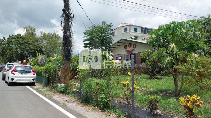 屏東土地《里港逸采居滇緬美食大面寬農地》房屋室內格局與周邊環境