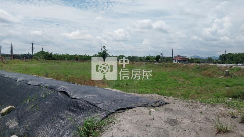 屏東土地《里港逸采居滇緬美食大面寬農地》房屋室內格局與周邊環境