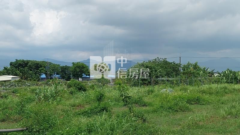 屏東土地《里港逸采居滇緬美食大面寬農地》房屋室內格局與周邊環境