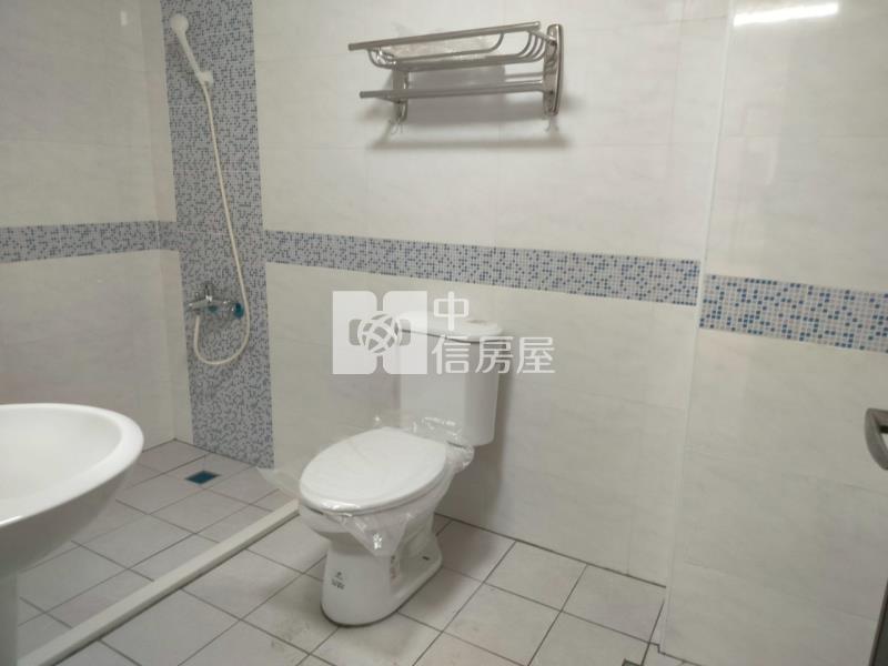 林園整新店住三角窗房屋室內格局與周邊環境
