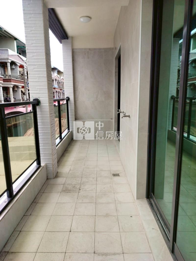 林園整新店住三角窗房屋室內格局與周邊環境