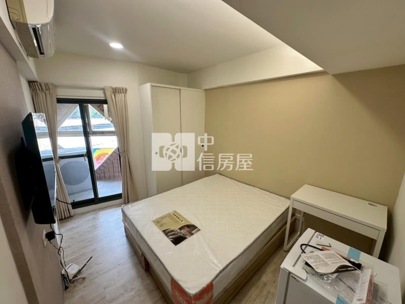 連鎖超商承租5.2%高投報金雞母｜三角窗+全新13套房房屋室內格局與周邊環境