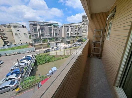綠園道旁成家2房公寓房屋室內格局與周邊環境