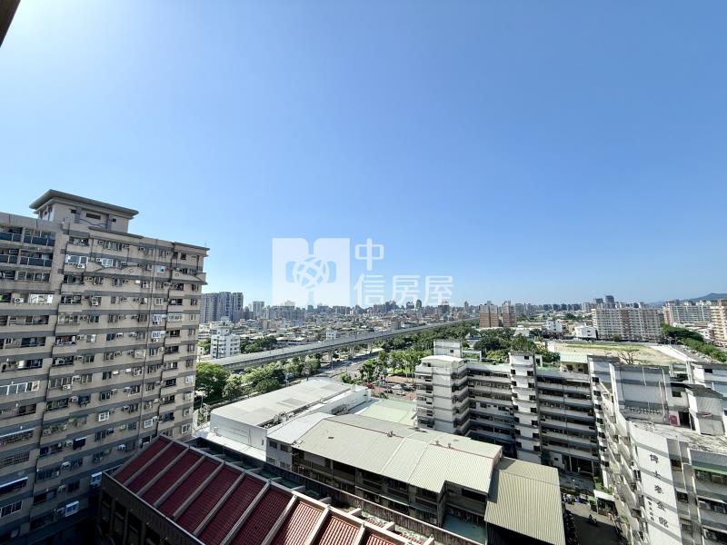 太原車站綠園道旁全新裝修雙主臥4房直達休旅車位房屋室內格局與周邊環境