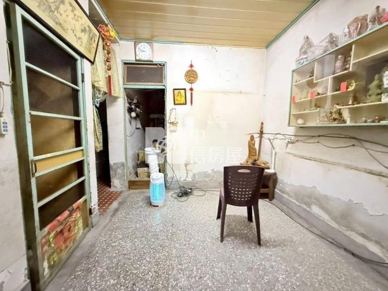 華美西街二段買地送屋房屋室內格局與周邊環境