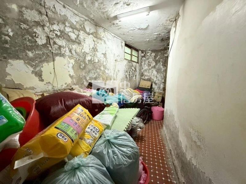 華美西街二段買地送屋房屋室內格局與周邊環境