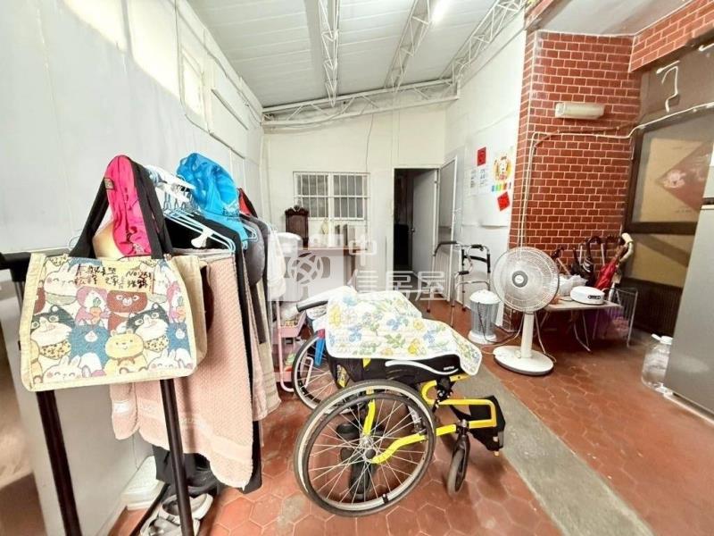華美西街二段買地送屋房屋室內格局與周邊環境