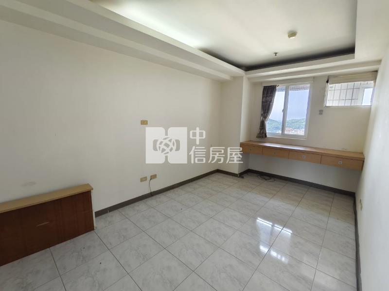 A-1水之美二房改一房平車房屋室內格局與周邊環境