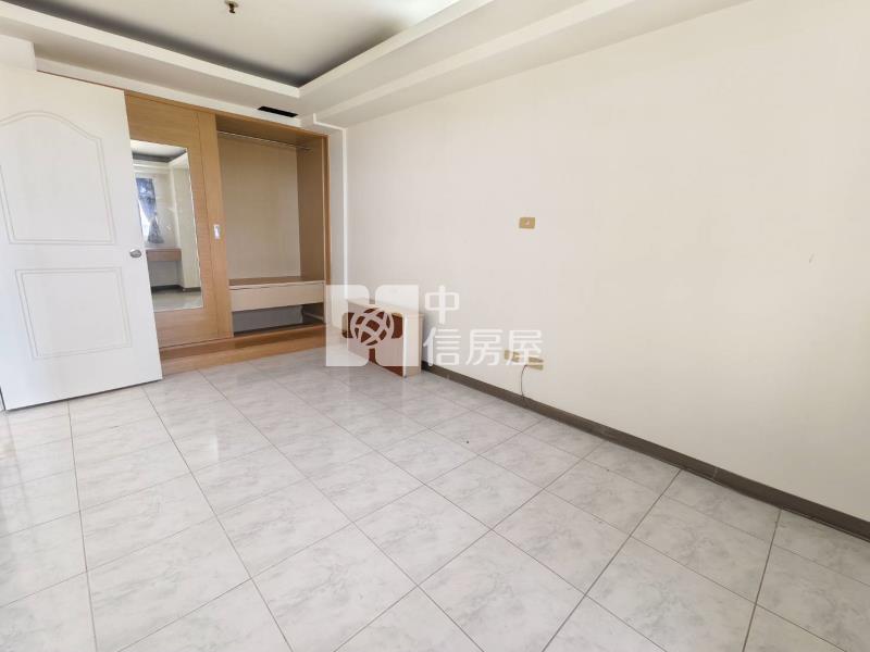 A-1水之美二房改一房平車房屋室內格局與周邊環境