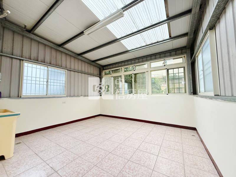 中壢大美透天房屋室內格局與周邊環境