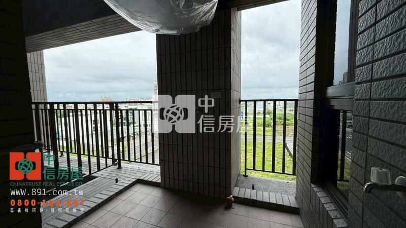 健康九路花園景觀雙陽台大三房+平車房屋室內格局與周邊環境