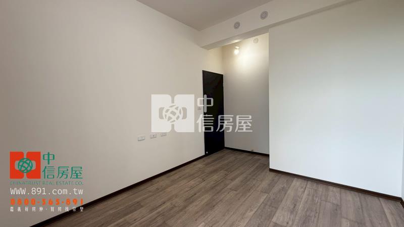 健康九路花園景觀雙陽台大三房+平車房屋室內格局與周邊環境