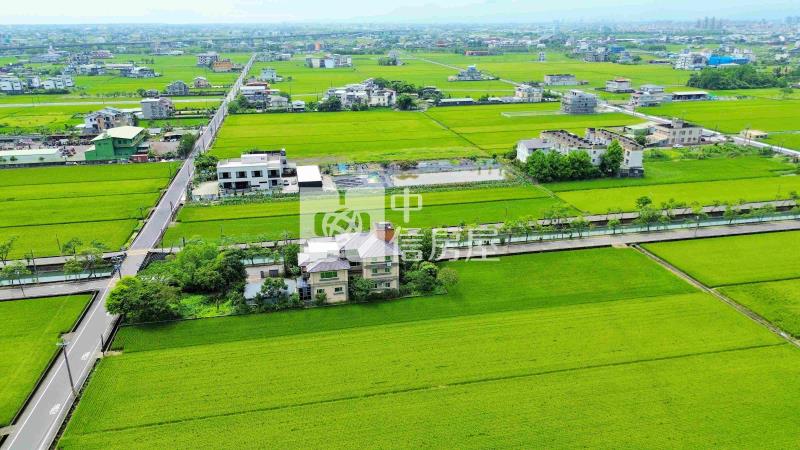 礁溪雙面臨路豪華大別墅房屋室內格局與周邊環境