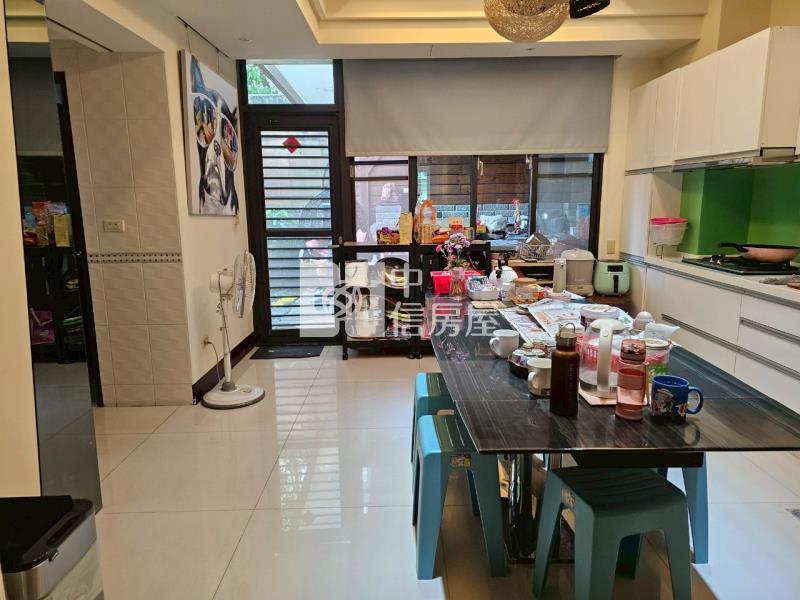 劉厝電梯別墅房屋室內格局與周邊環境