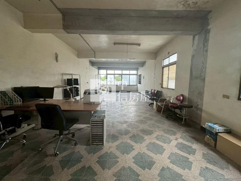 華勛商圈合法大面寬農舍(中信卓越團隊)房屋室內格局與周邊環境