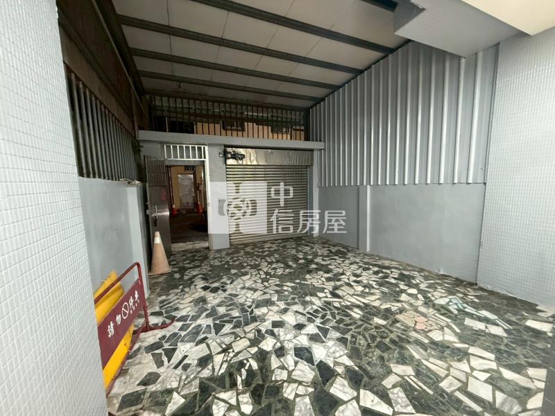 74旁精美透天房屋室內格局與周邊環境