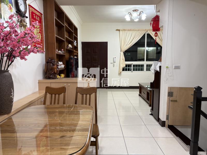 D012A華納精選透天房屋室內格局與周邊環境